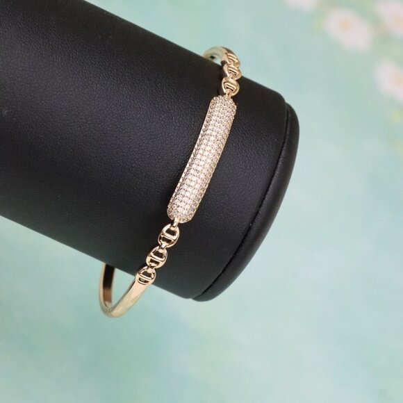 Elegant Rose Gold Bangle with Sparkling Center Accent Design, XPBL0600 - Picture 6 of 12